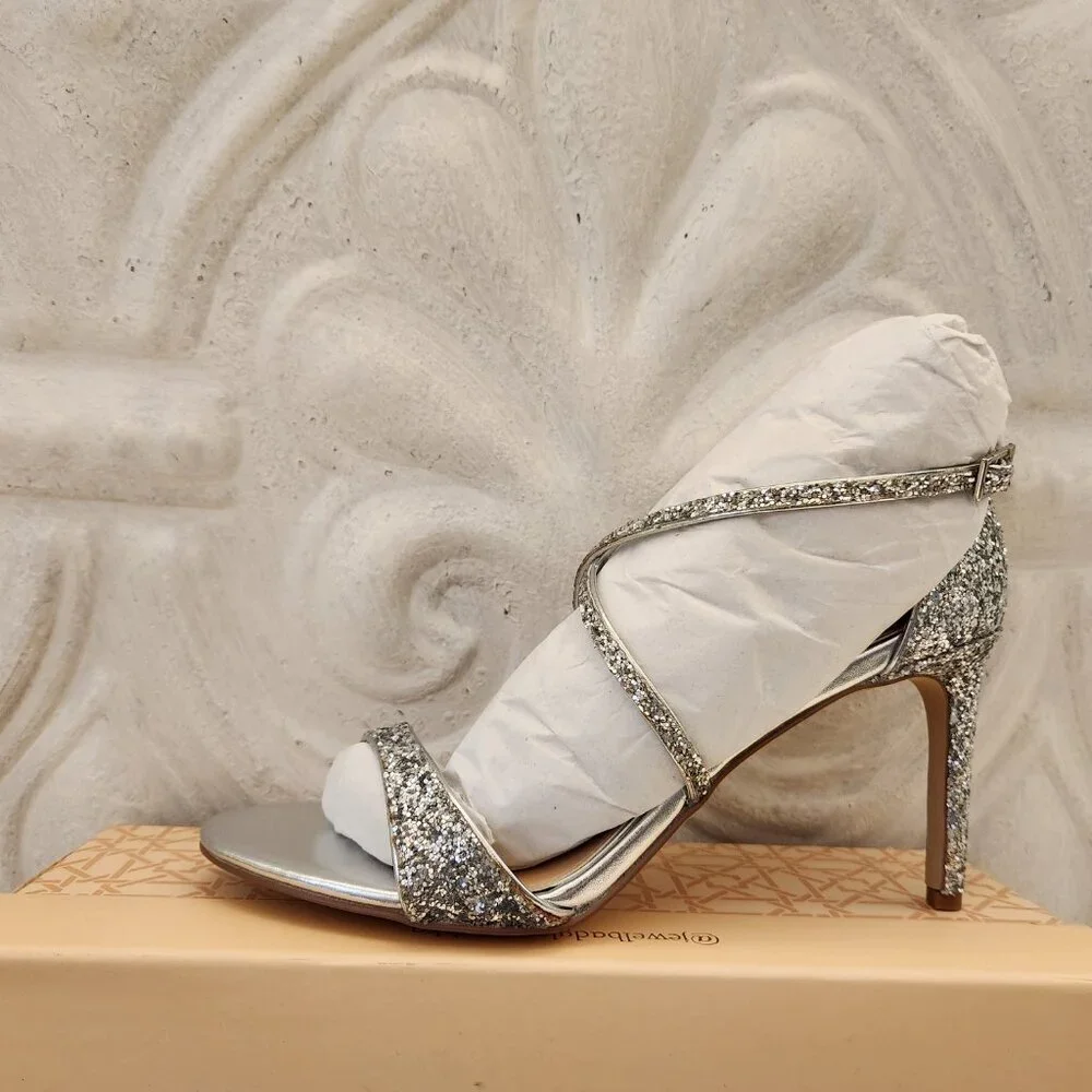 Jewel Badgley Mischka Dimitra Heeled Sandals Silver Glitter. Size Various. NIB